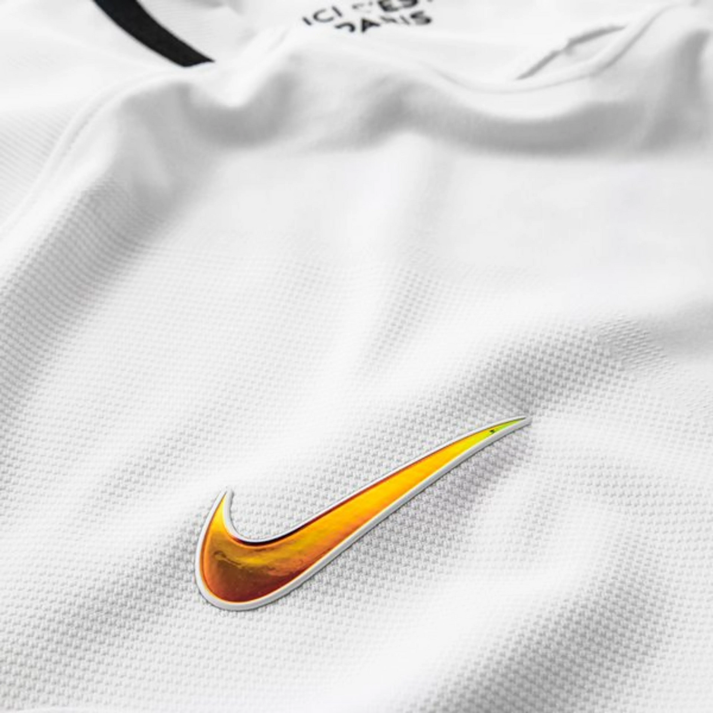 Maillot 2016-17 Paris Saint-Germain Troisième maillot
